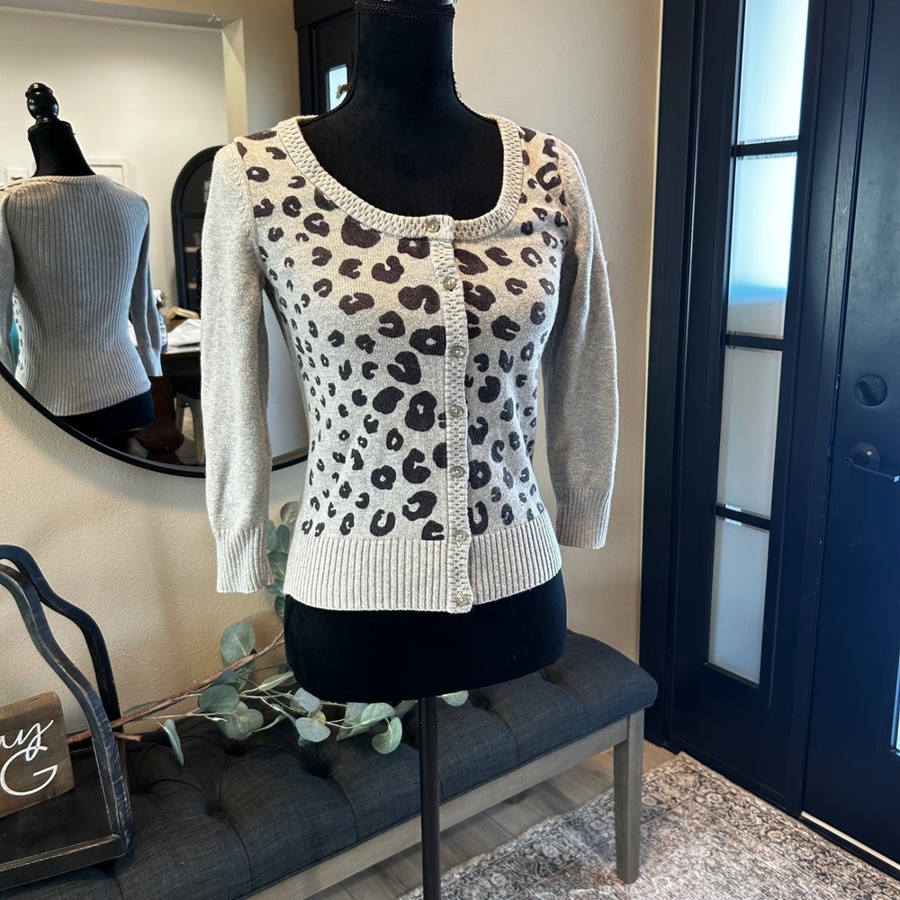 American Eagle Leopard Print Cardigan Gray Cotton Wool Blend Ribbed Sweater M